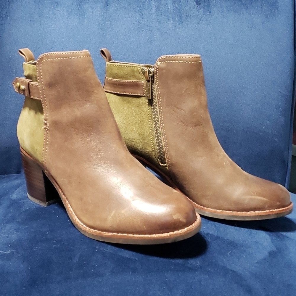 Sperry Ambrose green and brown leather bootie